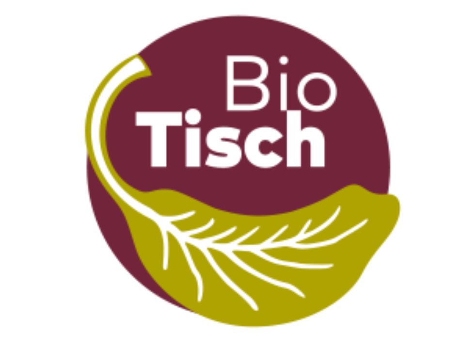 Logo des BioTisch e.V., ein brauner Kreis mit einem grünen Salatblatt im Vordergrund, dazu der Vereinsname.